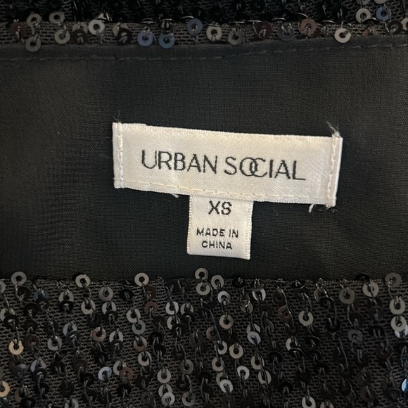Urban Social Black Sequin Special Occasion Cocktail Long Sleeve Top Size XS - Picture 5 of 6